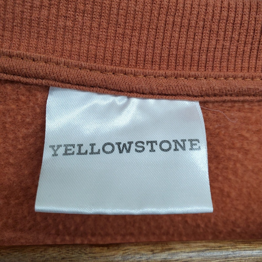 Yellowstone Dutton Ranch M Sweatshirt Pullover Crewneck Rust Western Graphic - Picture 4 of 9